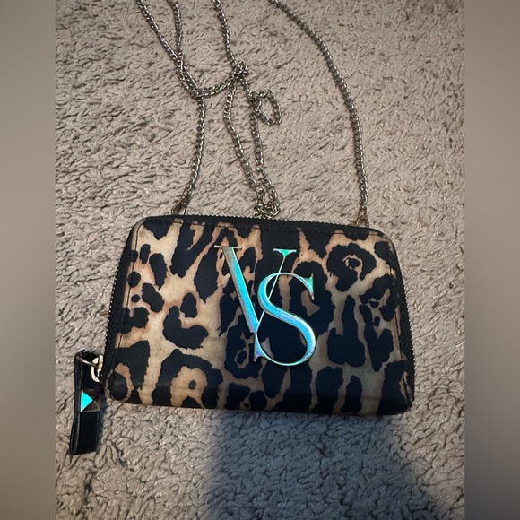 Victoria's Secret Leopard Print Chain Bag - Picture 2 of 5